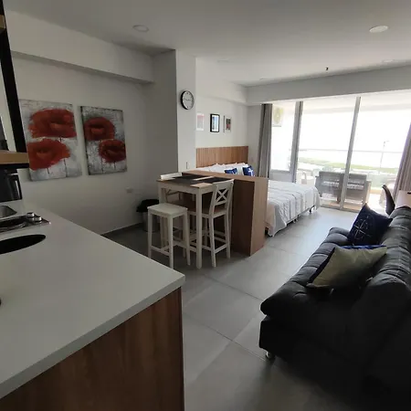 Hermosa Apartasuite Con Vista Y Salida Al Mar Cartagena